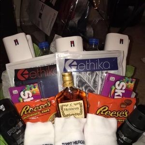 Mens gift basket